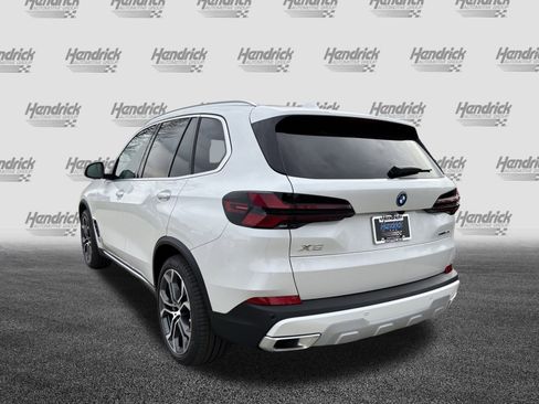 Used 2026 BMW X5 xDrive50e w/ Executive Package image 8