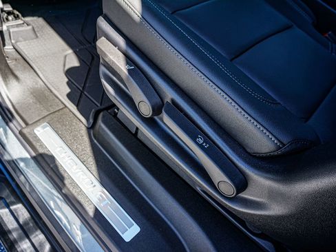 New 2026 Chevrolet Suburban LT w/ Comfort Package image 62