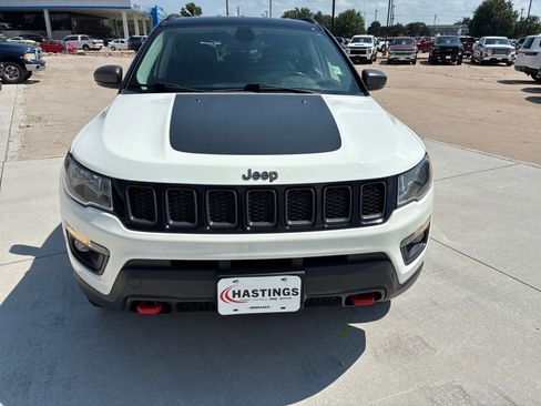 Used 2020 Jeep Compass Trailhawk AWD/4WD image 9