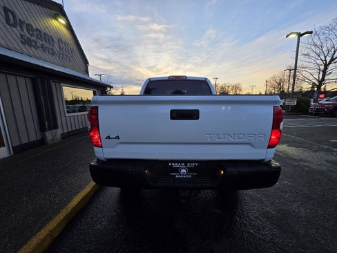 Used 2019 Toyota Tundra SR5 w/ SR5 Upgrade Package image 7