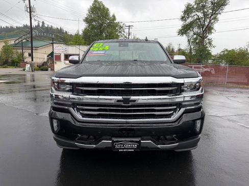 Used 2018 Chevrolet Silverado 1500 High Country image 2