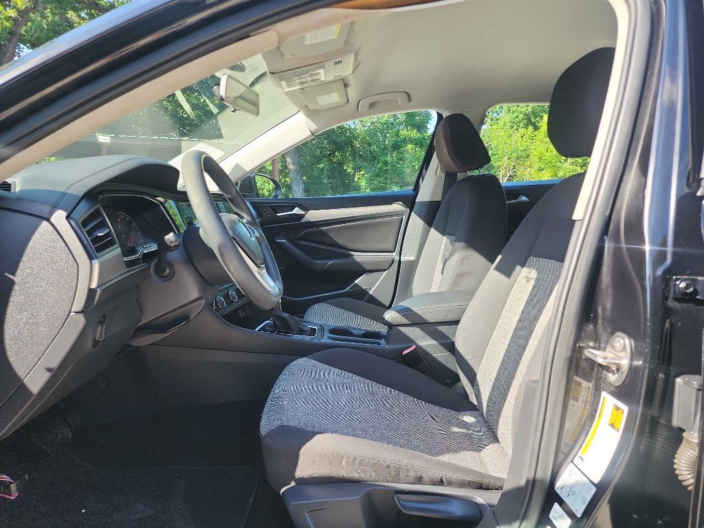 Used 2019 Volkswagen Jetta S w/ Driver Assistance Package FWD image 20