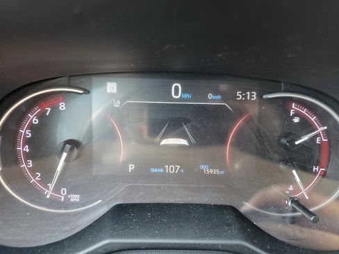 Used 2024 Toyota RAV4 LE AWD/4WD image 39