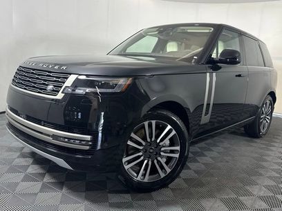 New 2025 Land Rover Range Rover SE