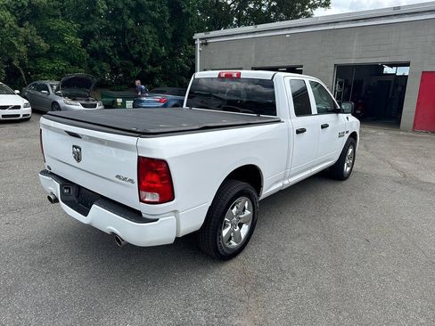 Used 2018 RAM 1500 Express w/ Express Value Package AWD/4WD image 8