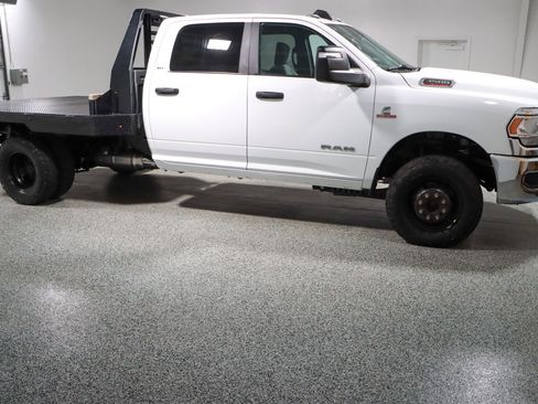 Used 2024 RAM 3500 SLT w/ Quick Order Package 2YG SLT image 6