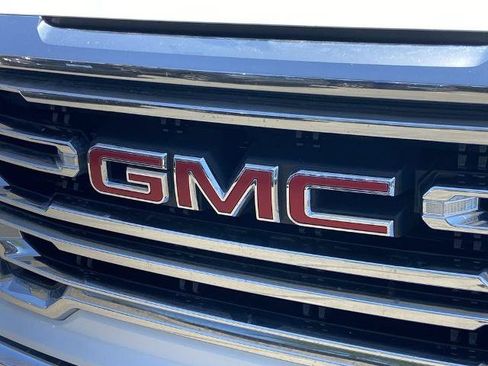 Used 2019 GMC Sierra 1500 SLT w/ SLT Premium Plus Package AWD/4WD image 26