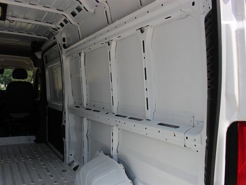 Used 2026 RAM ProMaster 3500 w/ Convenience Group FWD image 13