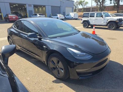 Used 2021 Tesla Model 3 Standard Range Plus RWD image 1