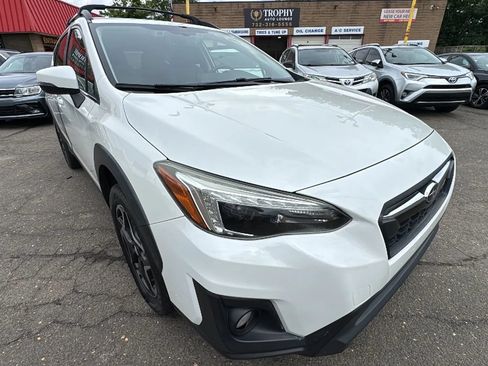 Used 2019 Subaru Crosstrek 2.0i Limited w/ Moonroof Package w/Navigation AWD/4WD image 3