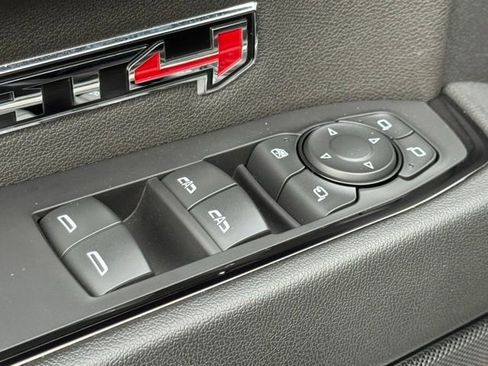 Used 2024 GMC Sierra 1500 AT4 w/ AT4 Premium Package image 21