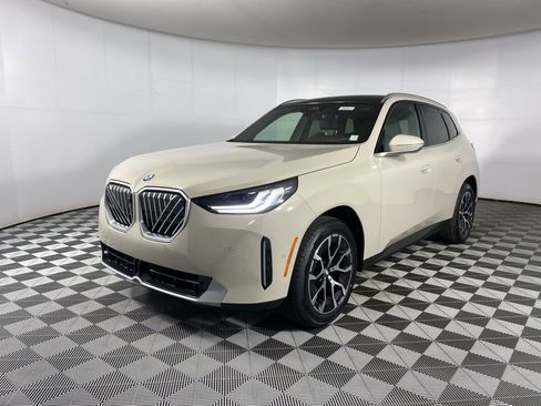 New 2026 BMW X3 xDrive30 w/ Premium Package image 3