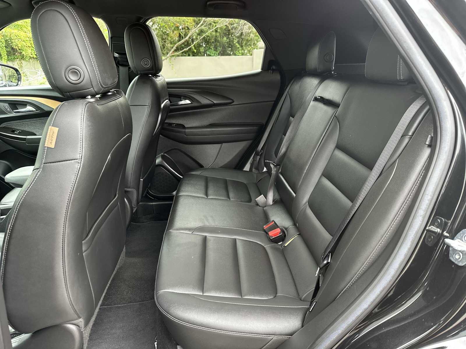 Certified 2023 Chevrolet TrailBlazer ACTIV AWD/4WD image 17