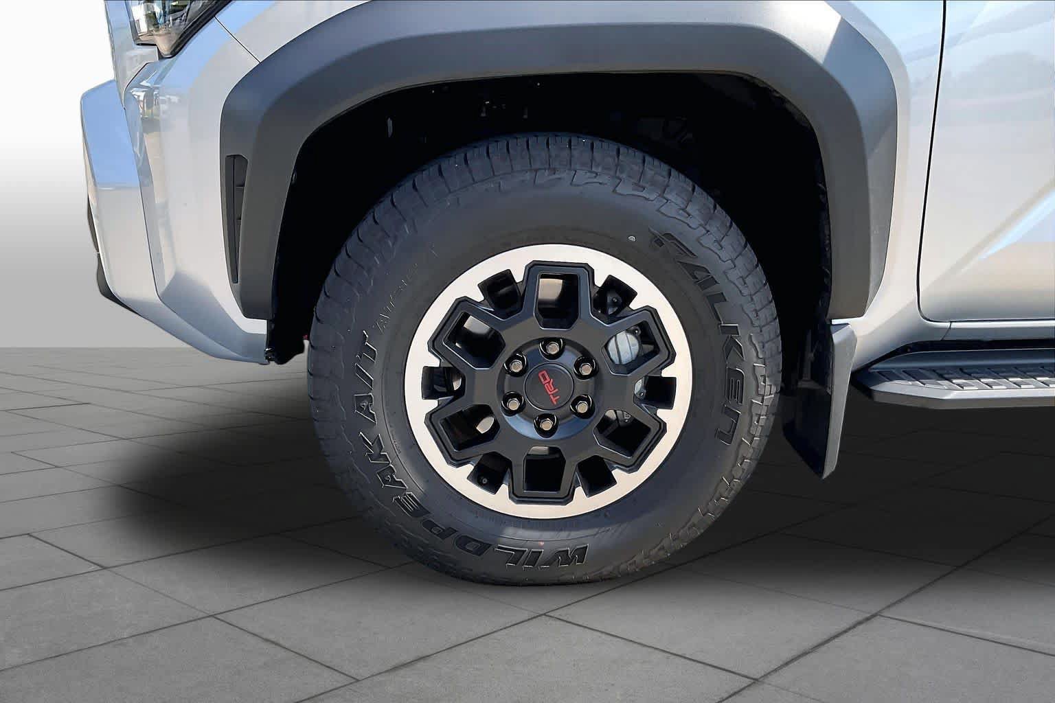 Used 2026 Toyota 4Runner TRD Off-Road Premium AWD/4WD image 11
