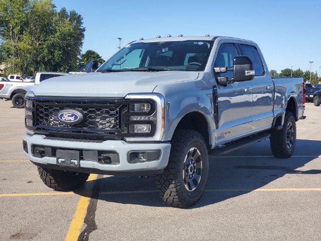 New 2027 Ford F350 Lariat w/ Tremor Off-Road Package AWD/4WD image 2