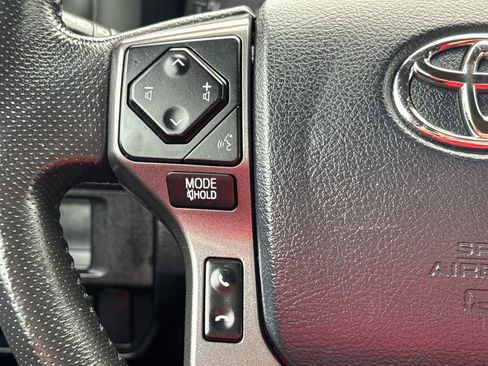 Used 2019 Toyota Tacoma TRD Sport w/ Technology Package AWD/4WD image 19