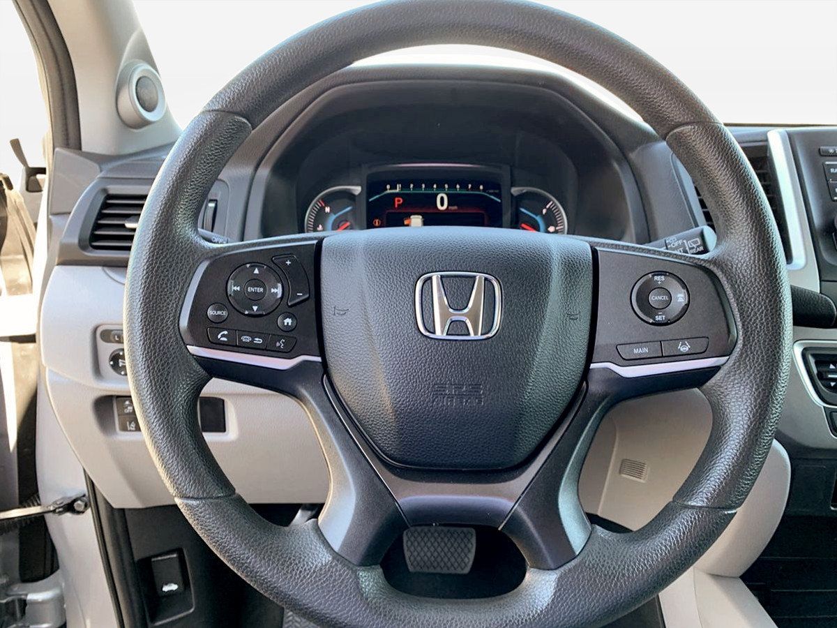 Used 2019 Honda Pilot LX image 16