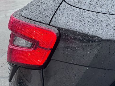 Used 2025 Chevrolet Trax LS image 10