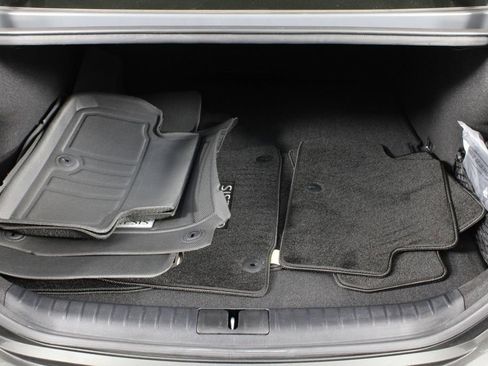 Used 2025 Genesis G70 3.3T Advanced w/ Sport Prestige Package image 15