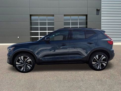 New 2026 Volvo XC40 B5 Ultra w/ Protection Package Premier image 4