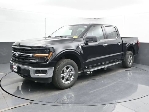 Used 2025 Ford F150 XLT w/ Equipment Group 301A Standard AWD/4WD image 8