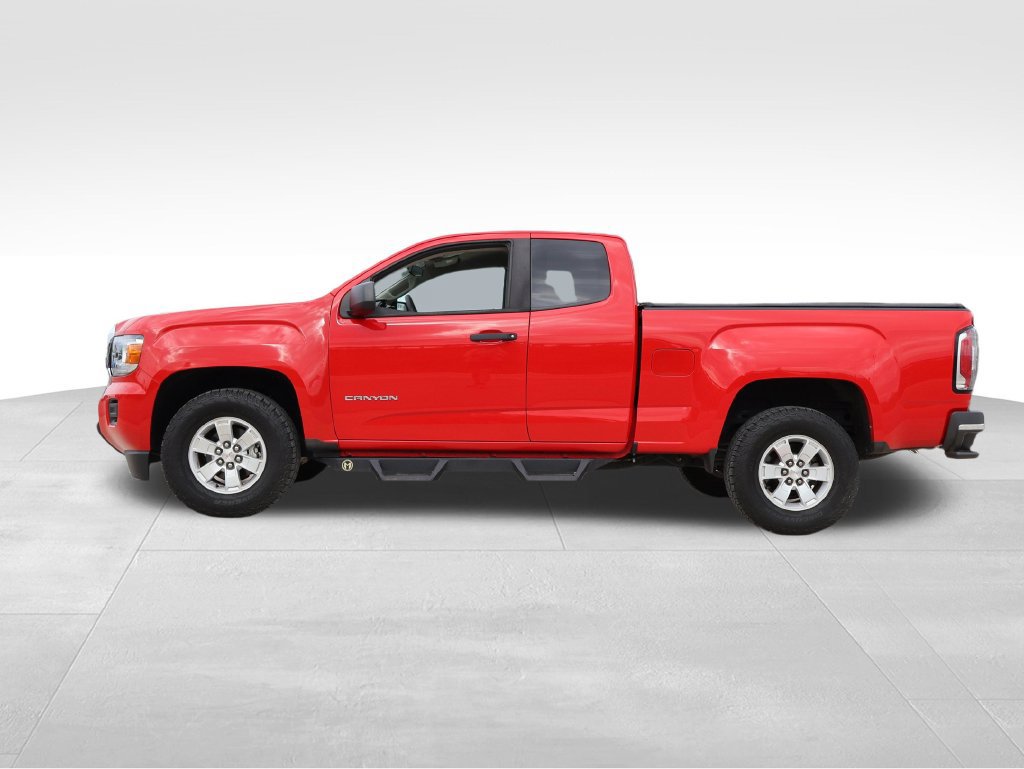 Used 2020 GMC Canyon W/T w/ Convenience Package RWD image 2