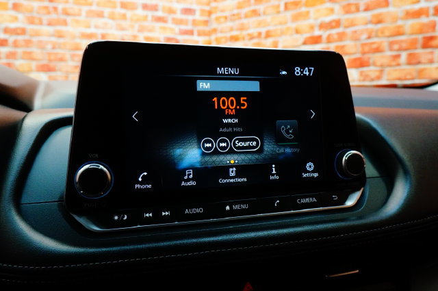 Certified 2025 Nissan Rogue SV AWD/4WD image 18