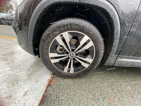 Used 2025 Mercedes-Benz GLA 250 4MATIC image 27