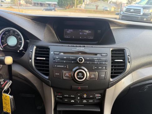 Used 2010 Acura TSX Sedan image 17