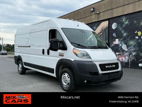 Used 2021 RAM ProMaster 2500 w/ Convenience Group FWD image 1