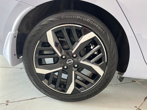 Used 2024 Nissan Versa SR w/ Trunk Package image 15