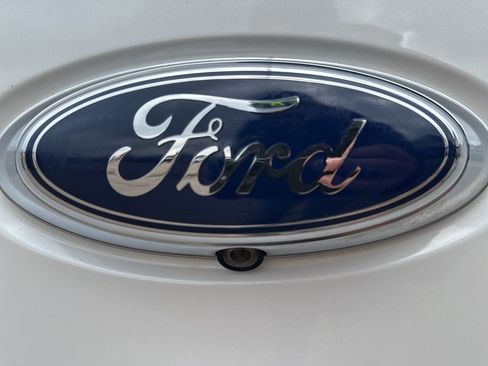 Used 2013 Ford F350 Lariat image 31