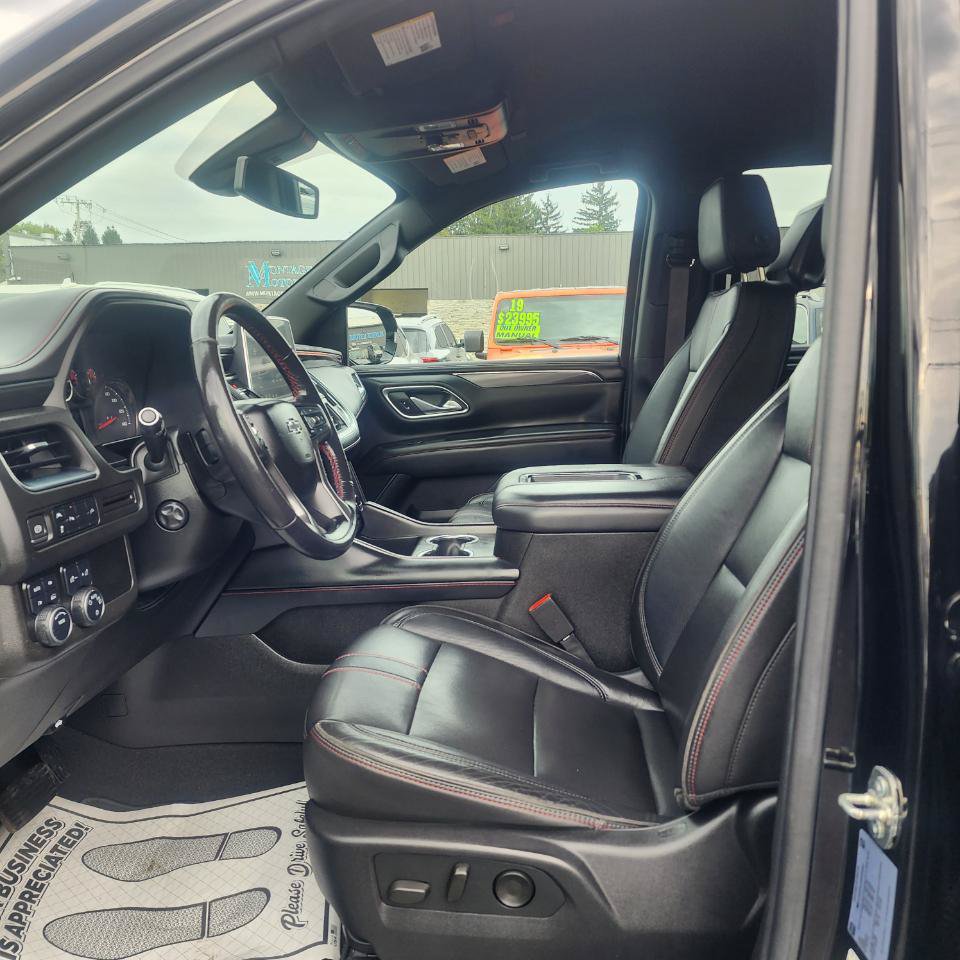 Used 2021 Chevrolet Tahoe RST w/ Luxury Package AWD/4WD image 18