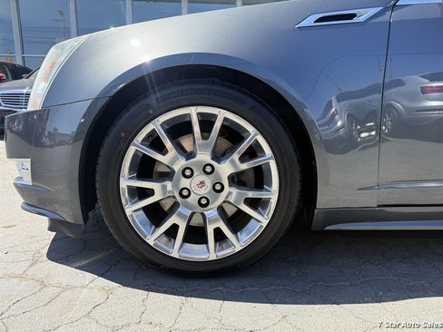 Used 2011 Cadillac CTS Premium RWD image 22