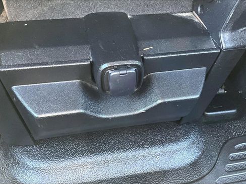 Used 2020 Ford F350 Lariat image 35