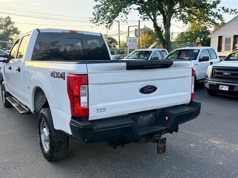 Used 2017 Ford F250 XL w/ Power Equipment Group AWD/4WD image 4