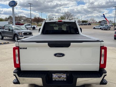 Used 2023 Ford F350 XLT w/ FX4 Off-Road Package AWD/4WD image 4