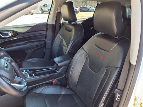 Used 2022 Jeep Compass Trailhawk w/ Trailhawk Elite Group image 12