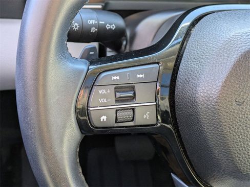 Used 2024 Honda Pilot Touring image 19