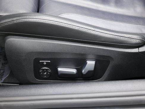 Used 2020 BMW 840i 840i Convertible 2D w/ M Sport Package image 13