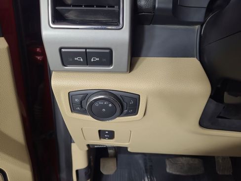 Used 2021 Ford F250 Lariat image 14