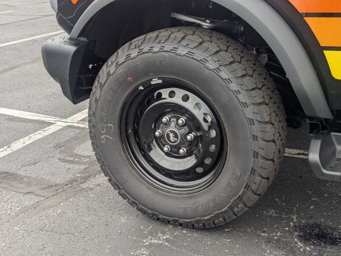 New 2025 Ford Bronco Big Bend w/ Free Wheeling Package image 24