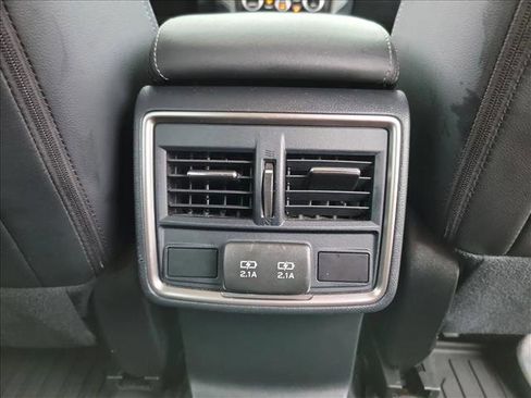 Used 2020 Subaru Forester Limited w/ Popular Package #3 AWD/4WD image 12