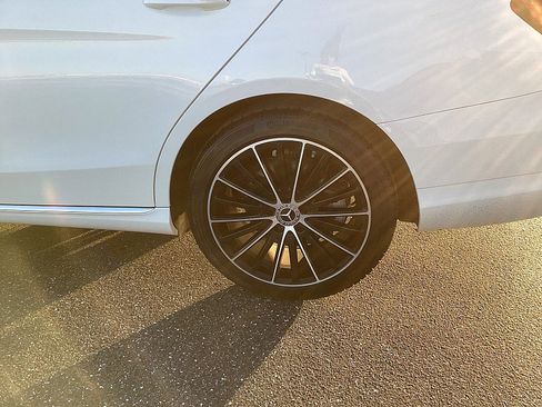 Used 2021 Mercedes-Benz C 300 Sedan image 9