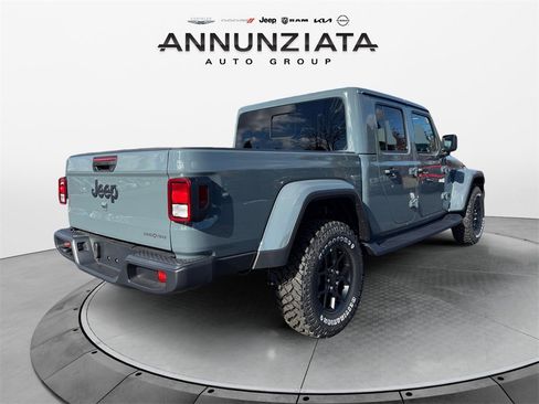 New 2025 Jeep Gladiator Sport image 5