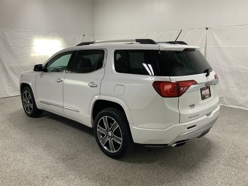 Used 2018 GMC Acadia Denali w/ Technology Package AWD/4WD image 6