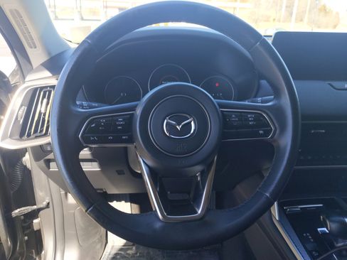 Used 2024 MAZDA CX-90 3.3 Turbo w/ Preferred Plus image 16