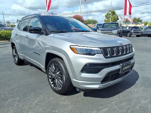 Used 2023 Jeep Compass High Altitude AWD/4WD image 1