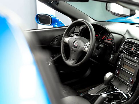 Used 2008 Chevrolet Corvette Coupe w/ Preferred Equipment Group image 18