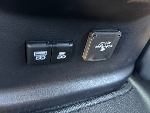 New 2026 Toyota Tundra Platinum image 44